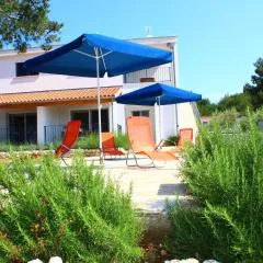 Holiday Home in Verunic near the Sea