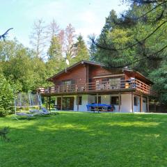 Beautiful wooden chalet with large garden and balcony, located in Barvaux