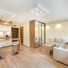 Mokotów Orzycka Beige Studio by BookingHost
