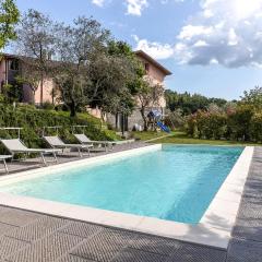 Nice Home In Fivizzano With Outdoor Swimming Pool, Wifi And 7 Bedrooms