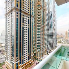 MP12 - Luxurious 2BR in Marina Pinnacle Tower