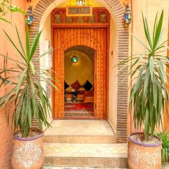 RIAD AMNAY