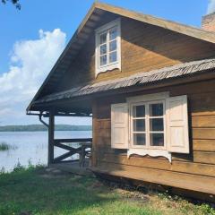 Lakefront Log House and Sauna