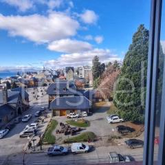 Dto Triskel con vista al lago