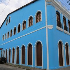 Conforto e bom gosto no Recôncavo da Bahia.