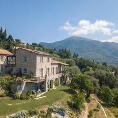 Charm, luxury, stunning views, villa with pool