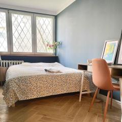 Apartment close to metro, 8 minutes to Centrum and near airport