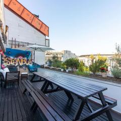 Exclusive Vibrant 3BR Duplex w Terrace in Kadıköy!