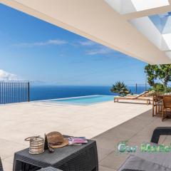 Premium villa panoramic sea-view Calheta Pearl