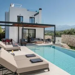 Avrilia Seaside Villa Heated Pool