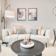 Polished 1BR at Binghatti Creek Al Jadaf by Deluxe Holiday Homes