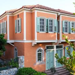 3BR Venetian-style Villa in Mytilene City Centre