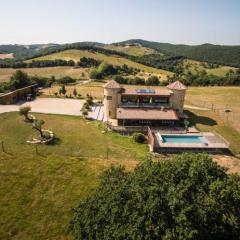 Gîte Pyrénées 6 personnes avec piscine