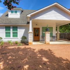 Stunning Home with Hot Tub - Walk to Main