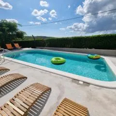 Cozy getaway house Luana