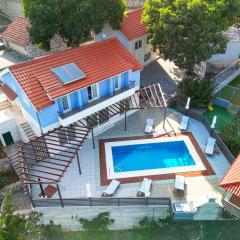 Villa Sena - private pool, sports field, BBQ, parking - Lovreć