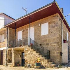 Nice Home In A Peroxa With House A Panoramic View