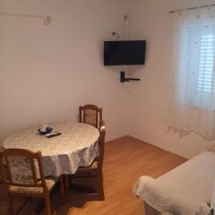 Apartments JOSIPA (3335)