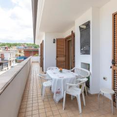 Amazing Apartment In Palma Campania With Kitchen