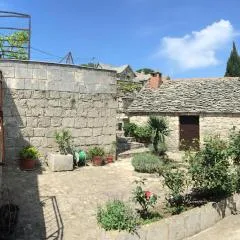 Augustinovi Dvori