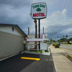 Three Oaks Motel - Titusville