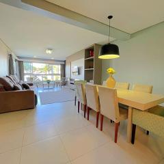 Espaçoso apto no Centro de Gramado