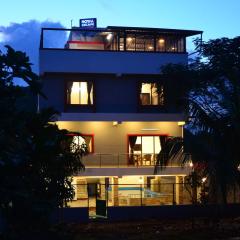 Royal Escape - 4 BHK Private Pool Villa by Royal Villa Lonavla