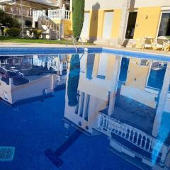 Madrid city modern apartment in villa, free WIFI