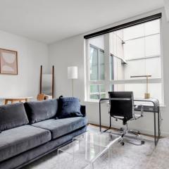 SLU 1BR w WD Club Room Gym nr Space Needle SEA-217