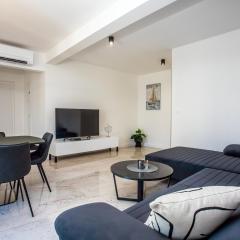 Apartman sa prekrasnim pogledom,potpuno opremljen za 4 osobe