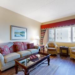 Oceanview condo in Amelia Island Plantation with balcony & pool