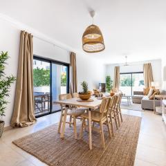 Jewel Apartment by Seewest