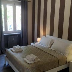 Trilocale con parcheggio privato ATP Arena Inalpi, PalaTazzoli, Palavela Lingotto, "Exclusive Suite " La casa di Bertino "