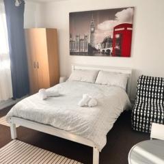 Beautiful Rooms close to Brick Lane