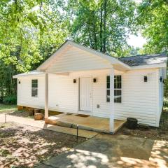 Greer Vacation Rental about 11 Mi to Greenville!