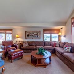 534 Snowcreek Spacious Condo with Spa and Great Views