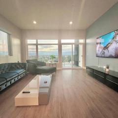 Luxe Corner Penthouse 1BR Condo on Sunset