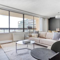 Crystal City 2BR w Gym Concierge nr Metro WDC-446
