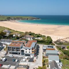 Luxury beachside sea view apartment