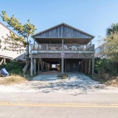 Fantasea 6 BR & 3 BA Oceanfront View House, Outdoor Shower, Creek Dock, Wood Burning Fireplace