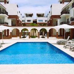 Deluxe Condo/1BR-1BT/Close to Beach/Pool View