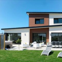 Villa Odeven Évasion Côtière & Jacuzzi Privé Holim'Prest