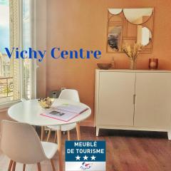 Le Vichy Centre, spacieux et cosy T2 avec vue, au calme