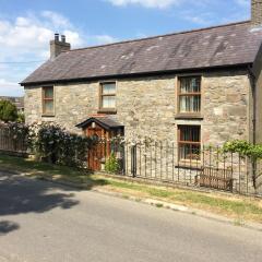 Grove Fort Self Catering Farmhouse