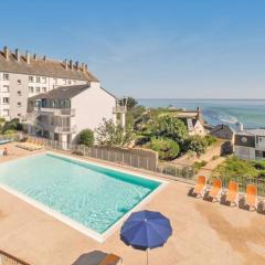 Beautiful apartment in the Finistère with sea view