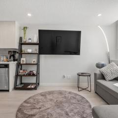 Cozy Rockland Park Unit+Parking