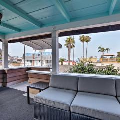 Charming Catalina Gem with Deck Walk to the Beach!