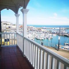 Magnificent house with Harbour view - Ramsgate