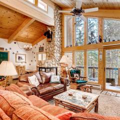 Experience This Enchanting Alpine Hideaway with Charming Moose Theme & VIEWS! - TB304