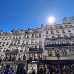 Dream Dwell Paris- The 6th district Paris Historical apartment near Montparnasse